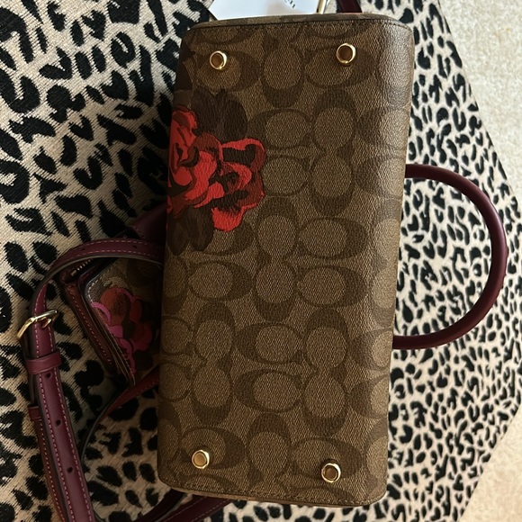 COACH handbag & wallet - Picture 5 of 9